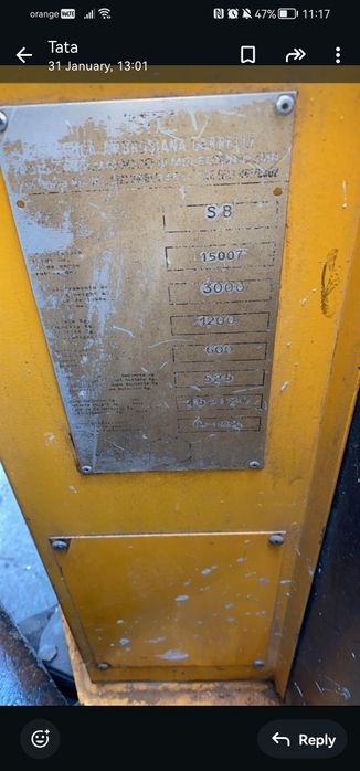 Liza electrica  are baterii bune   si are  în  carcator    22w