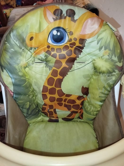 Детский стульчик для кормления