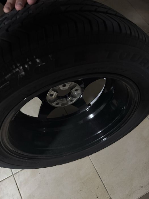 Продаётся колесо в сборе R17