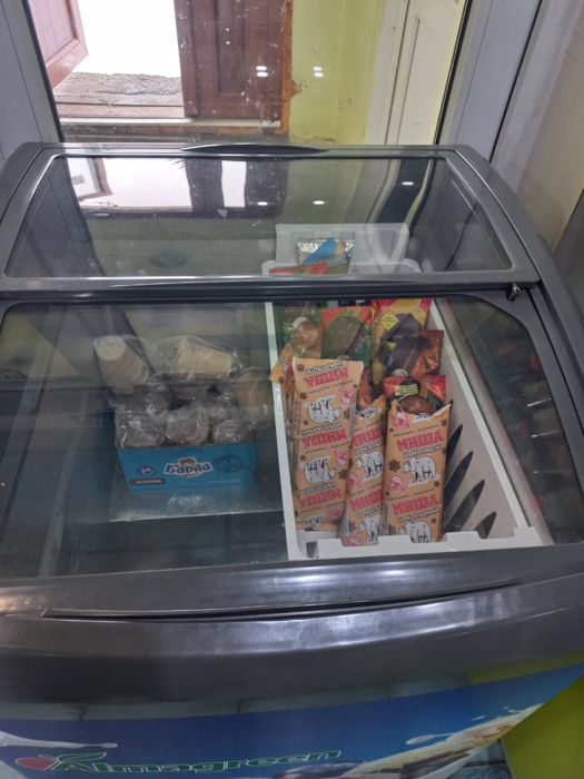 Продам морозильную камеру