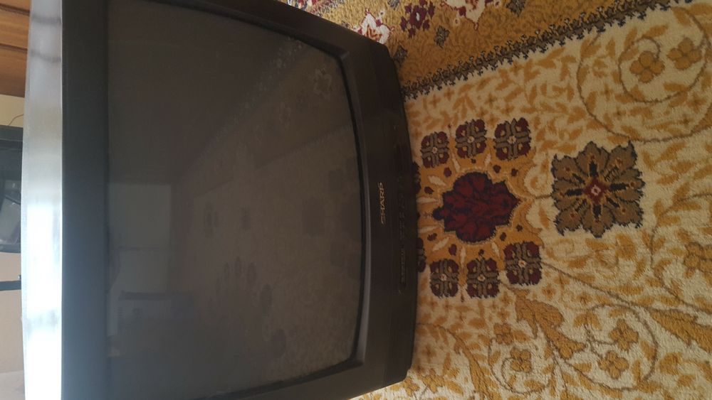 Телевизор  Sharp и Watson