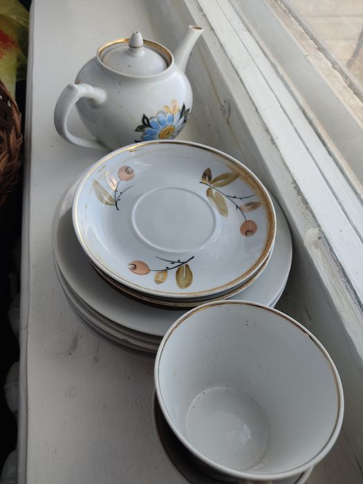 Бесплатно отдам посуду