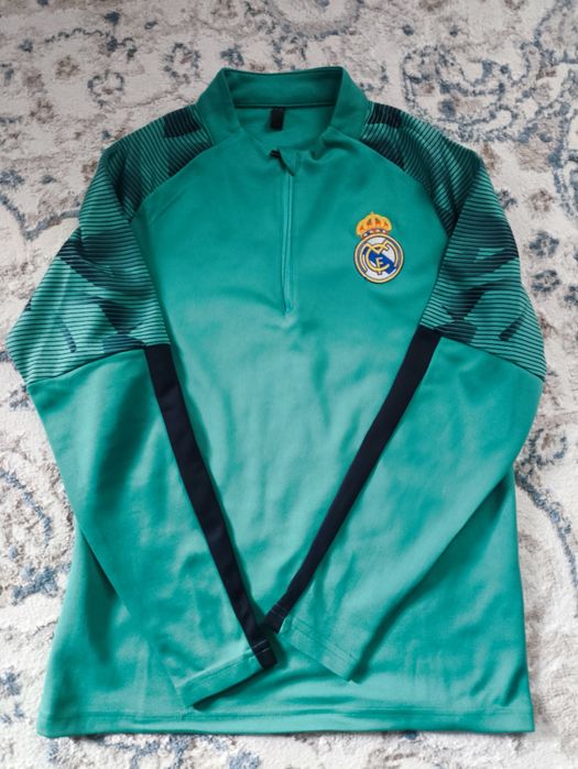 форма реал мадрид в хорошем качестве