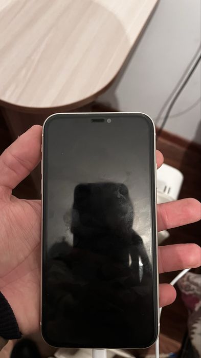 Iphone 11 / 128gb / 76%