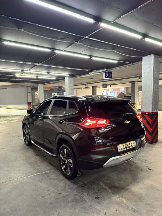 Tracker 2 premier rodnoy