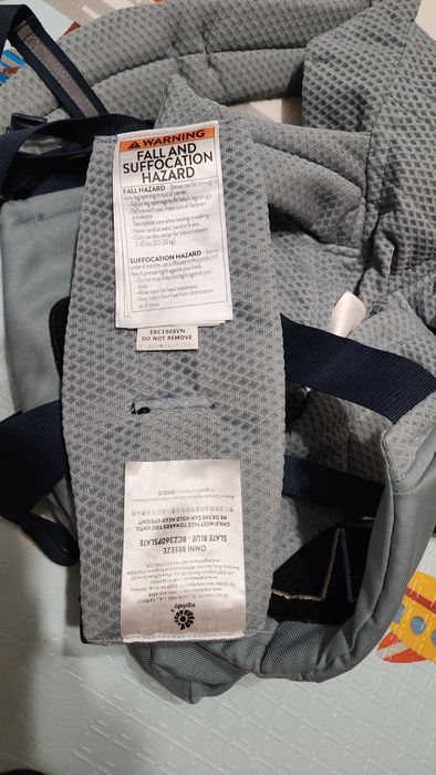 Marsupiu pentru bebelusi Ergobaby OMNI Breeze respirabil si confortabil 0 - 4 ani