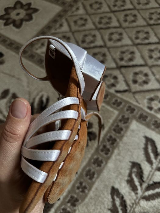 Туфли бальных танцев для девочек