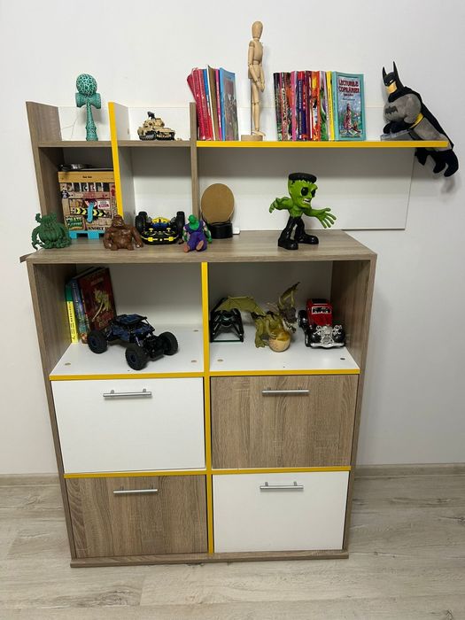 Corpuri de mobila