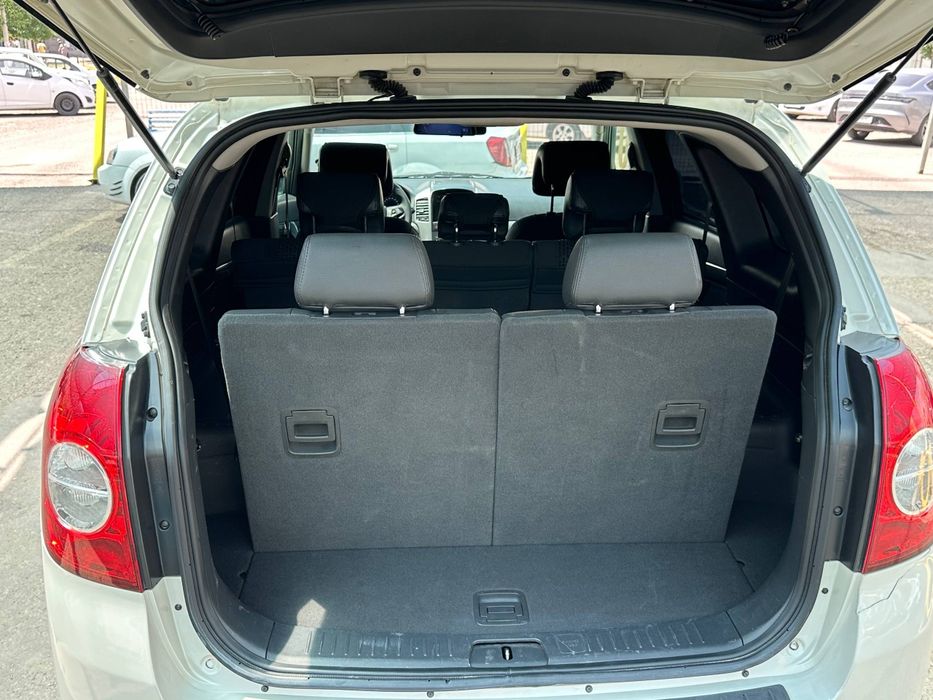 Captiva 1. Avtomat full option 2010 kraska yo'q