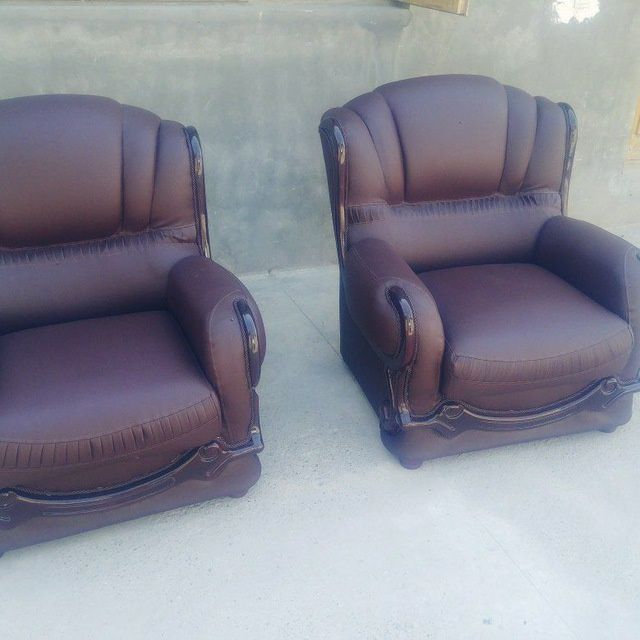 Restavratsiya devan kreslo