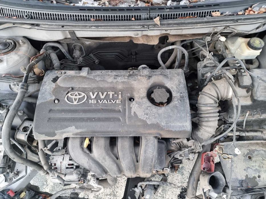 Toyota Corolla 1.4 VVTI /Лети джанти /На части