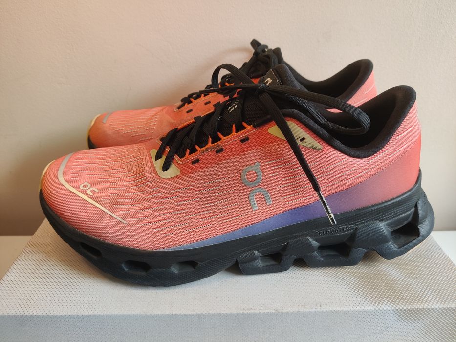 ON Cloudspark 43 номер маратонки за бягане