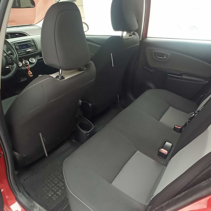 Продавам Тойота Ярис 2019 г