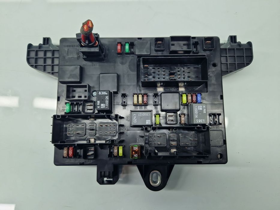 Panou sigurante Opel Astra J [Fabr 2009-2015] 13302301