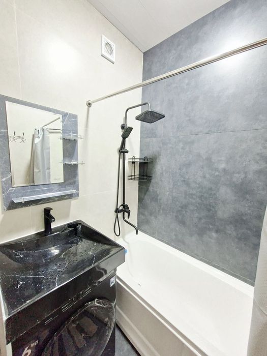 Чилонзор 19 2.3/1/4 сотилади