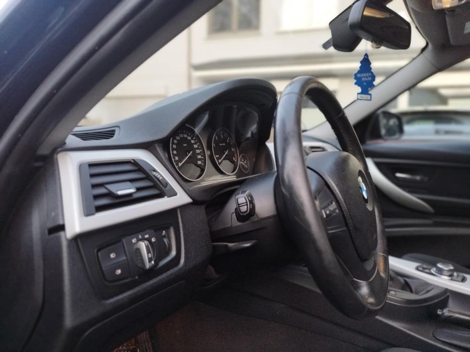Vând Bmw f30 320d xdrive