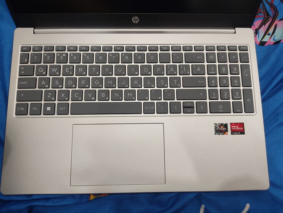 Продаю новый ноутбук hp