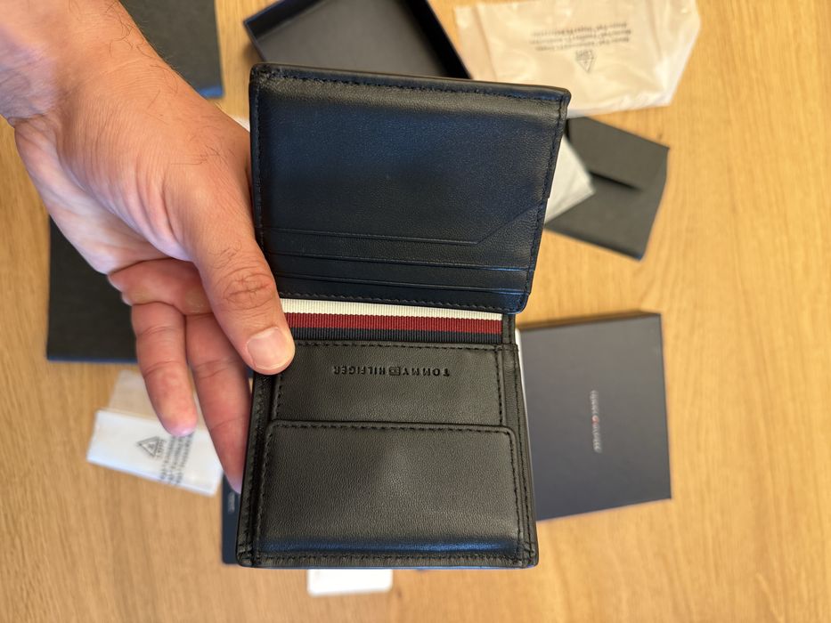 Кожени портвейли- Tommy Hilfiger, Brics и др.