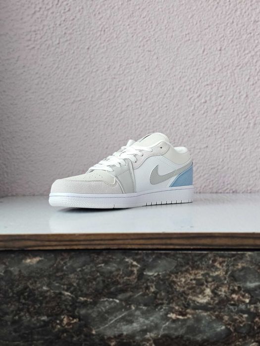 Air Jordan 1 Low Paris - 43 размер