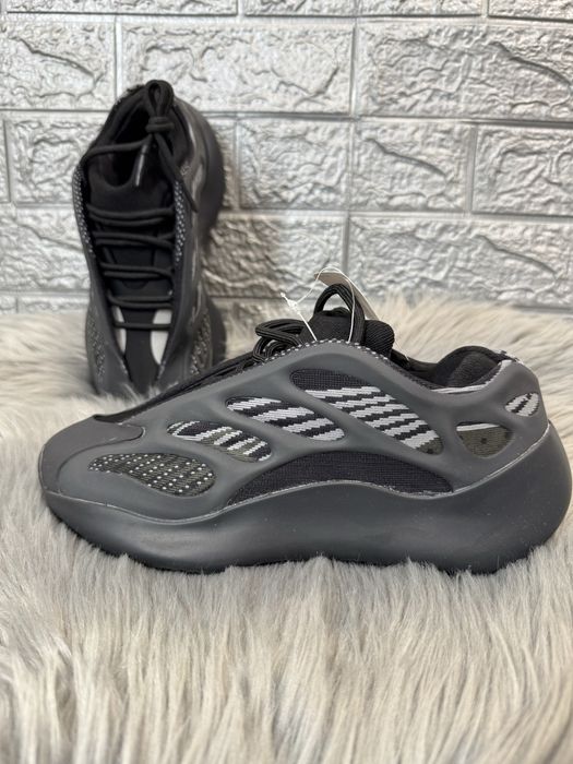 Yeezy 700 Alvah Pk Premium