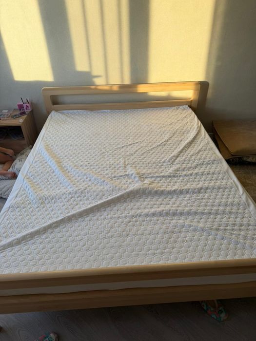 Продам срочно кровать