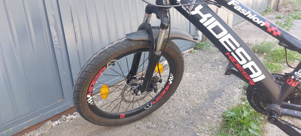 Vând bicicleta copii 9-12 ani