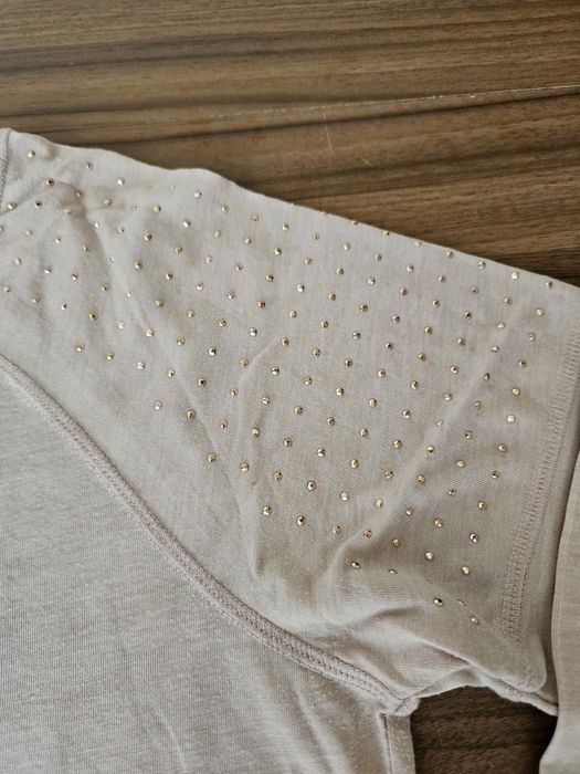 Bluza roz pudrat cu pietricele