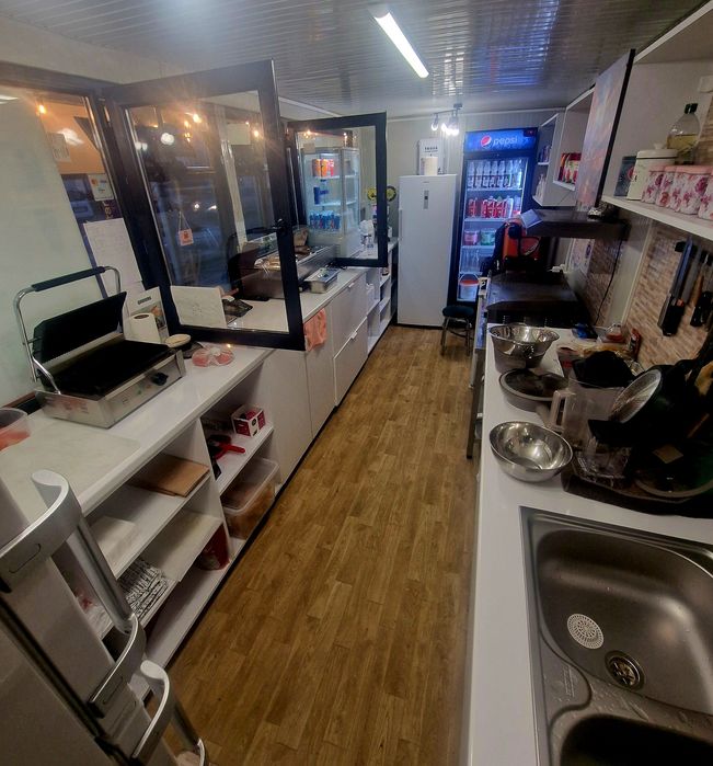 Vand afacere la cheie