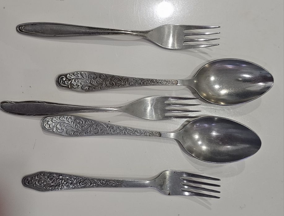 Пиалы и хлебница