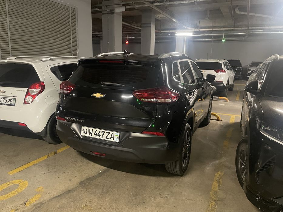 Tracker Premier sotiladi