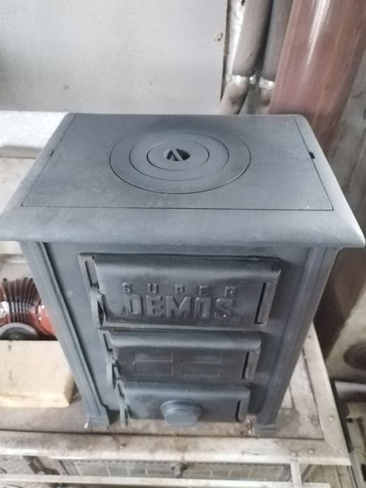 Печка на дърва и въглища