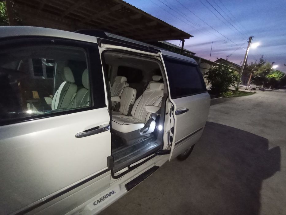 Kia Carnival 2007 — 7