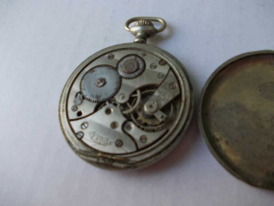 Ceas vechi de buzunar DOXA defect