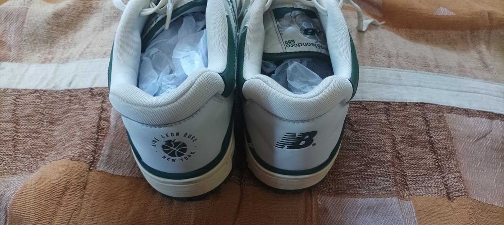 Продам крассовки.