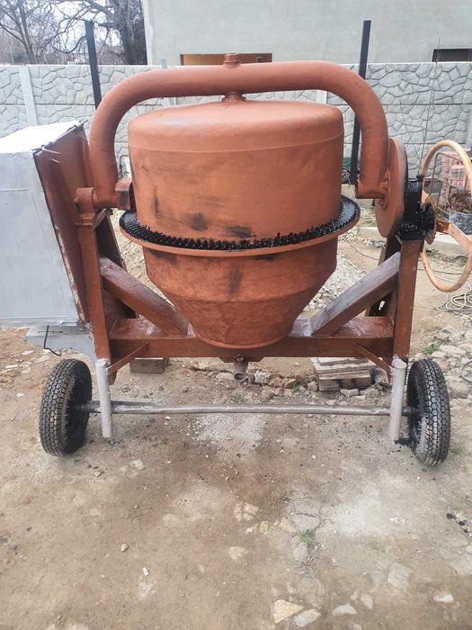 Betoniera  mare 500l tractabila hibrida motor benzina/electric 3,5kw