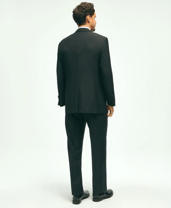 Костюм новый смокинг Египет Brooks Brothers