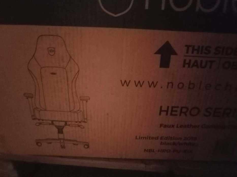 Noblechairs Hero Геймърски стол лимитирана серия