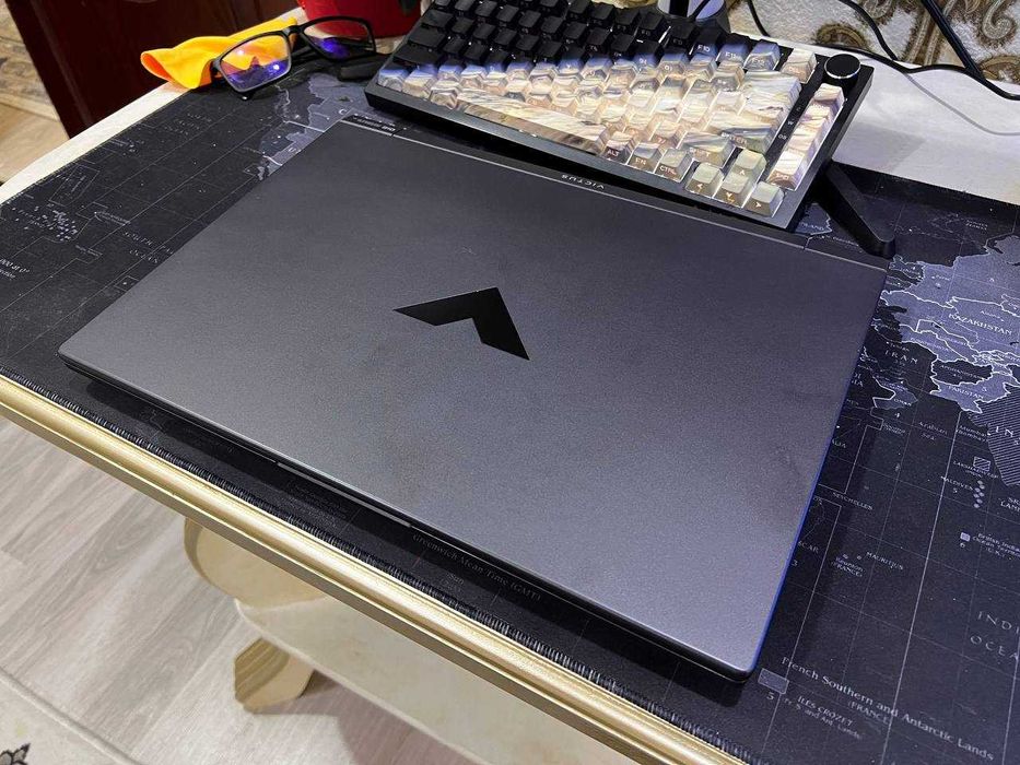 HP Victus i7-13700H / 32GB RAM / RTX 4050 / 1TB SSD (Ideal)