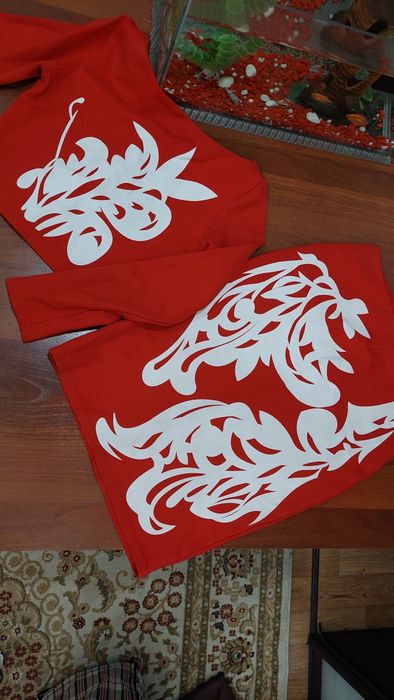 Одежды разгрузка гардероба