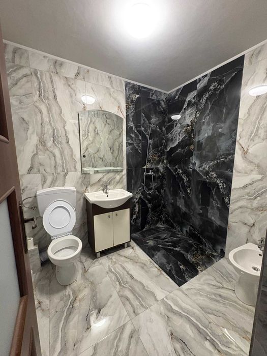 Persoana Fizica inchiriez casa in Campenesti