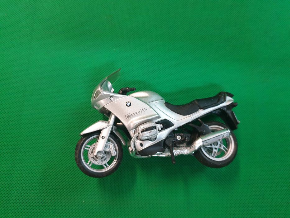 LOT Motociclete diverse scara 1/24