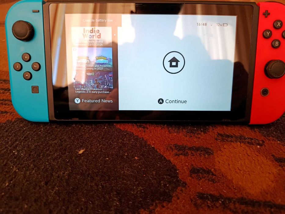 Nintendo Switch + 128гб карта и Калъф