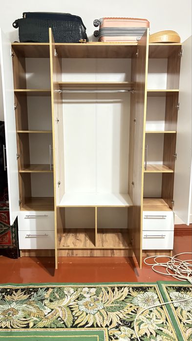 Распашной шкаф Barakat Atlant