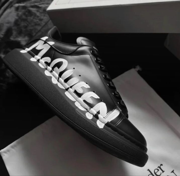 Alexander mcqueen negri