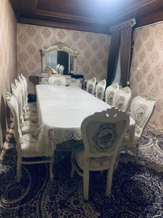 Avliyo Ota maxallasida 4 xonali xovli sotiladi.