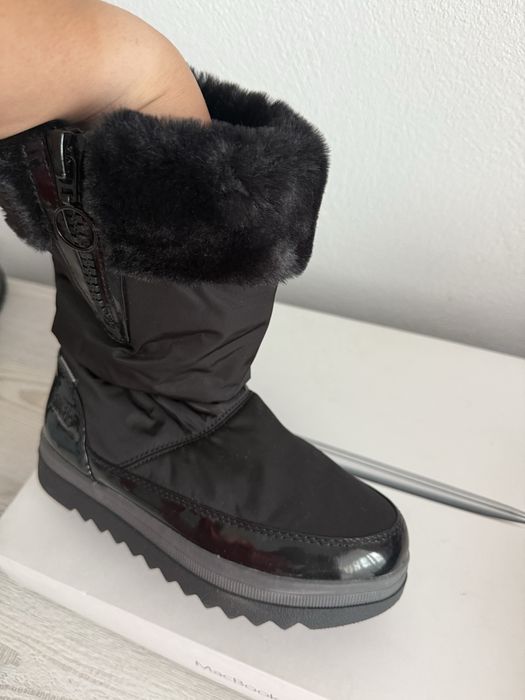 Ghetute Cougar impermeabie, marime 32