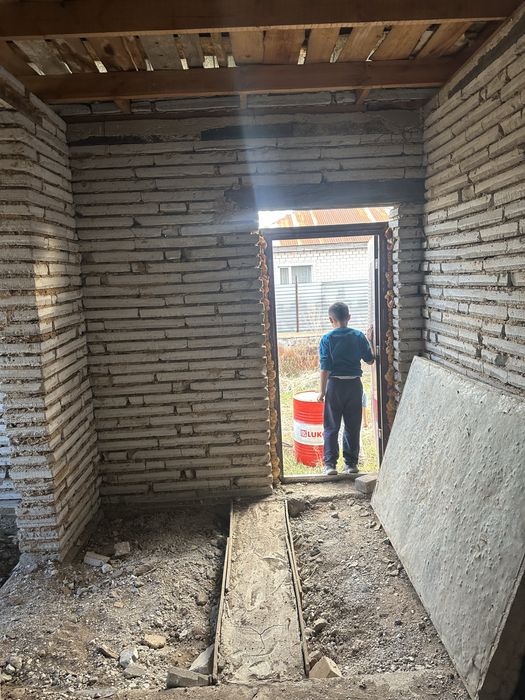 Продам недстроенный дом