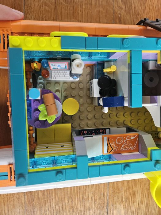 Barca de salvare lego friends