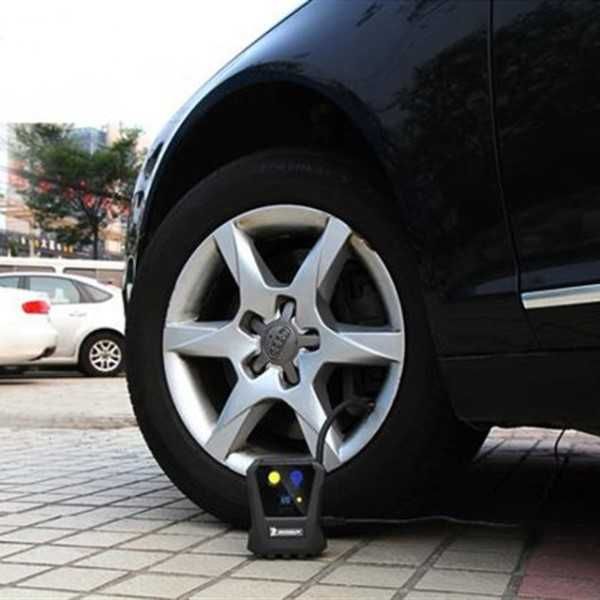 Компресор за гуми Automat, 12V, 72W, USB, До 2,75bar, Черен