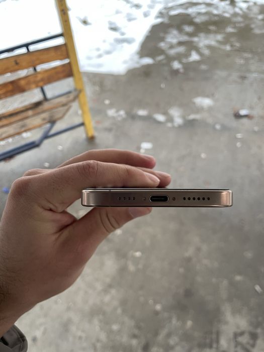 Iphone 16 pro max 2 chi e sim yoqilgan!!!